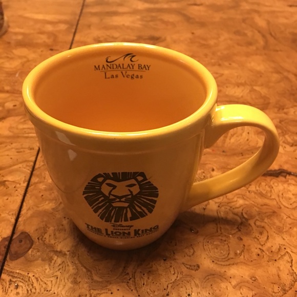 Lion King Mug Mandalay Bay Las Vegas - Picture 3 of 5
